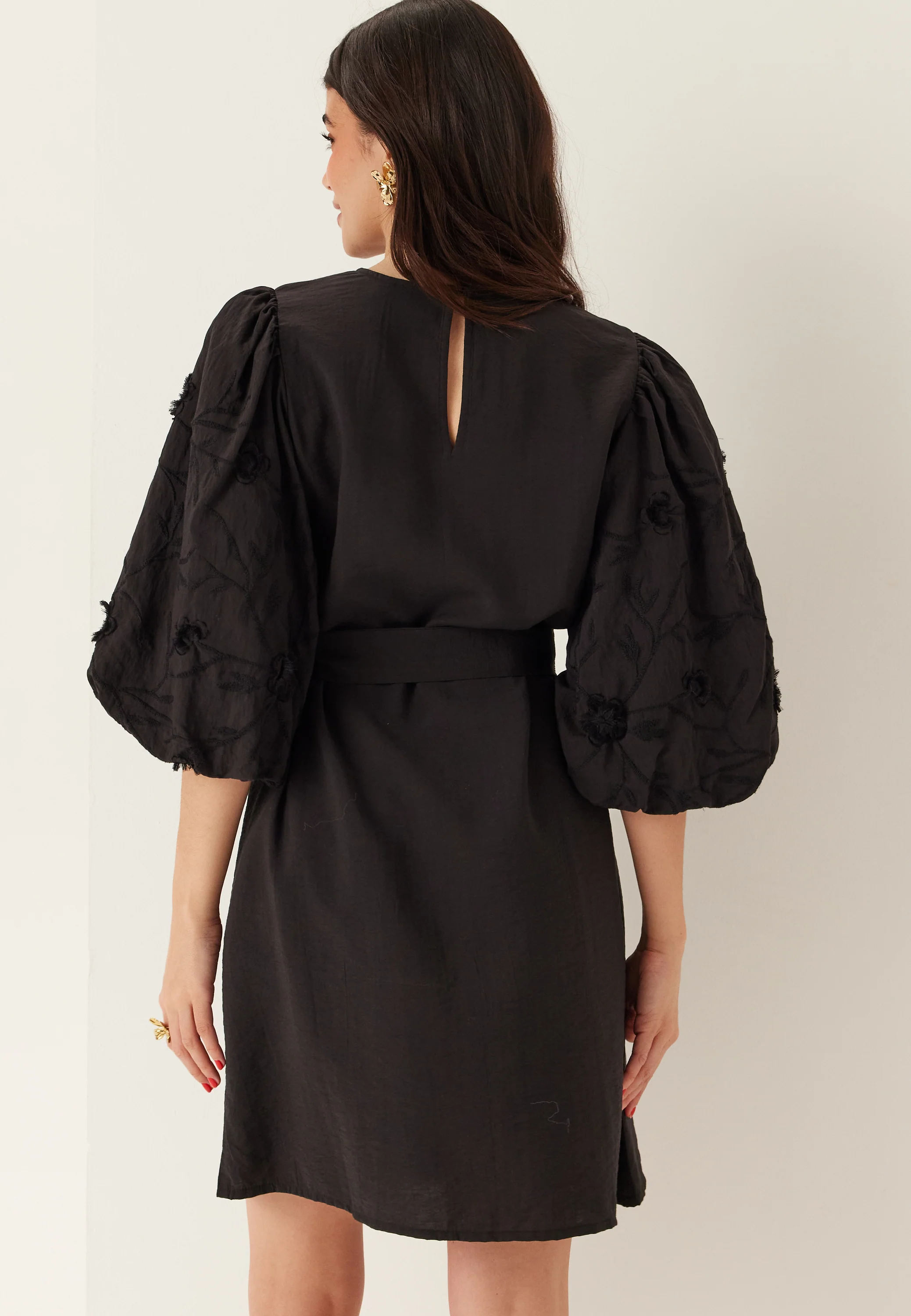 Vimala O-neck 3/4 EMB. DRESS - Image 3