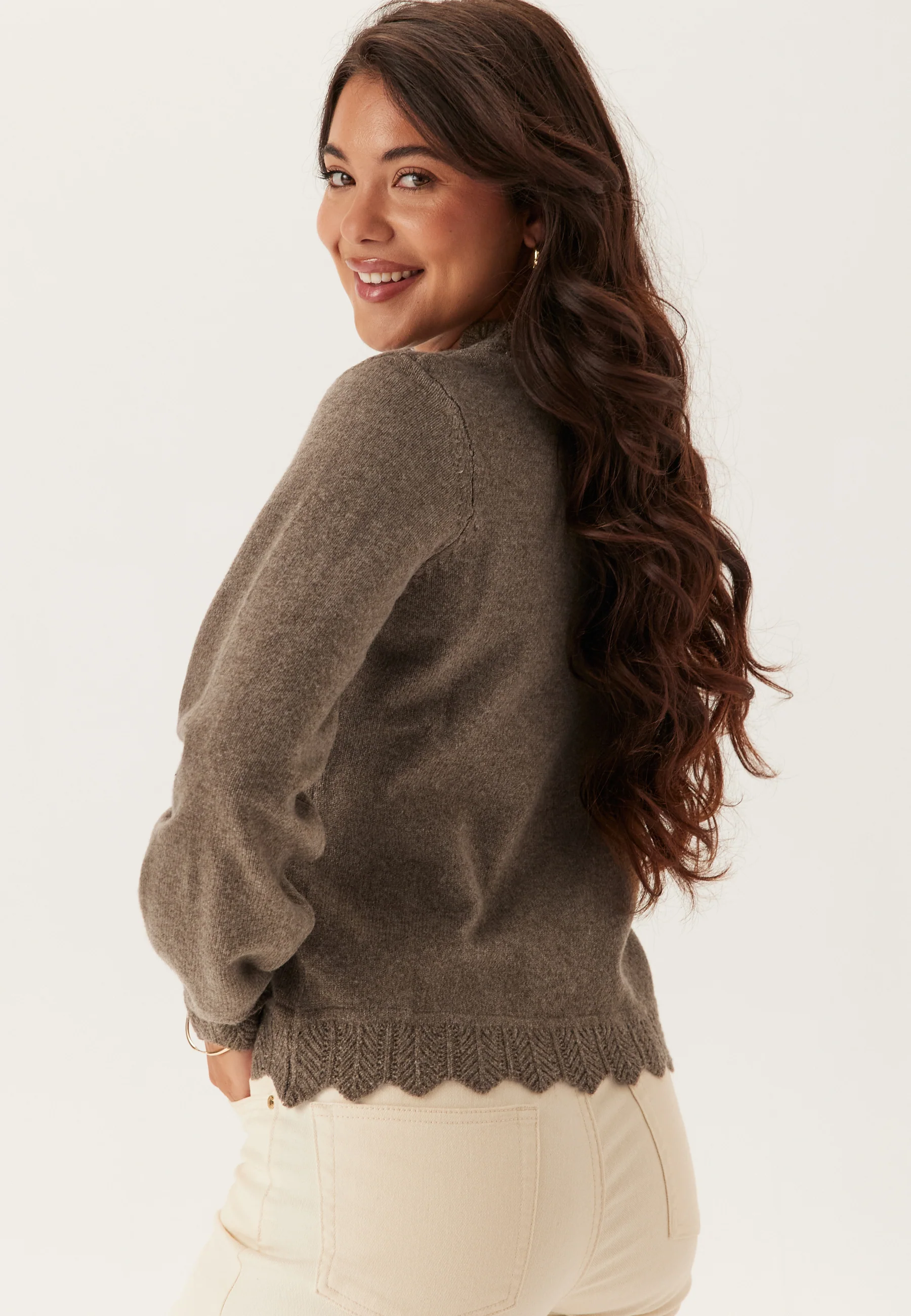 Vinikolina O-neck L/S KNIT TOP - Image 2