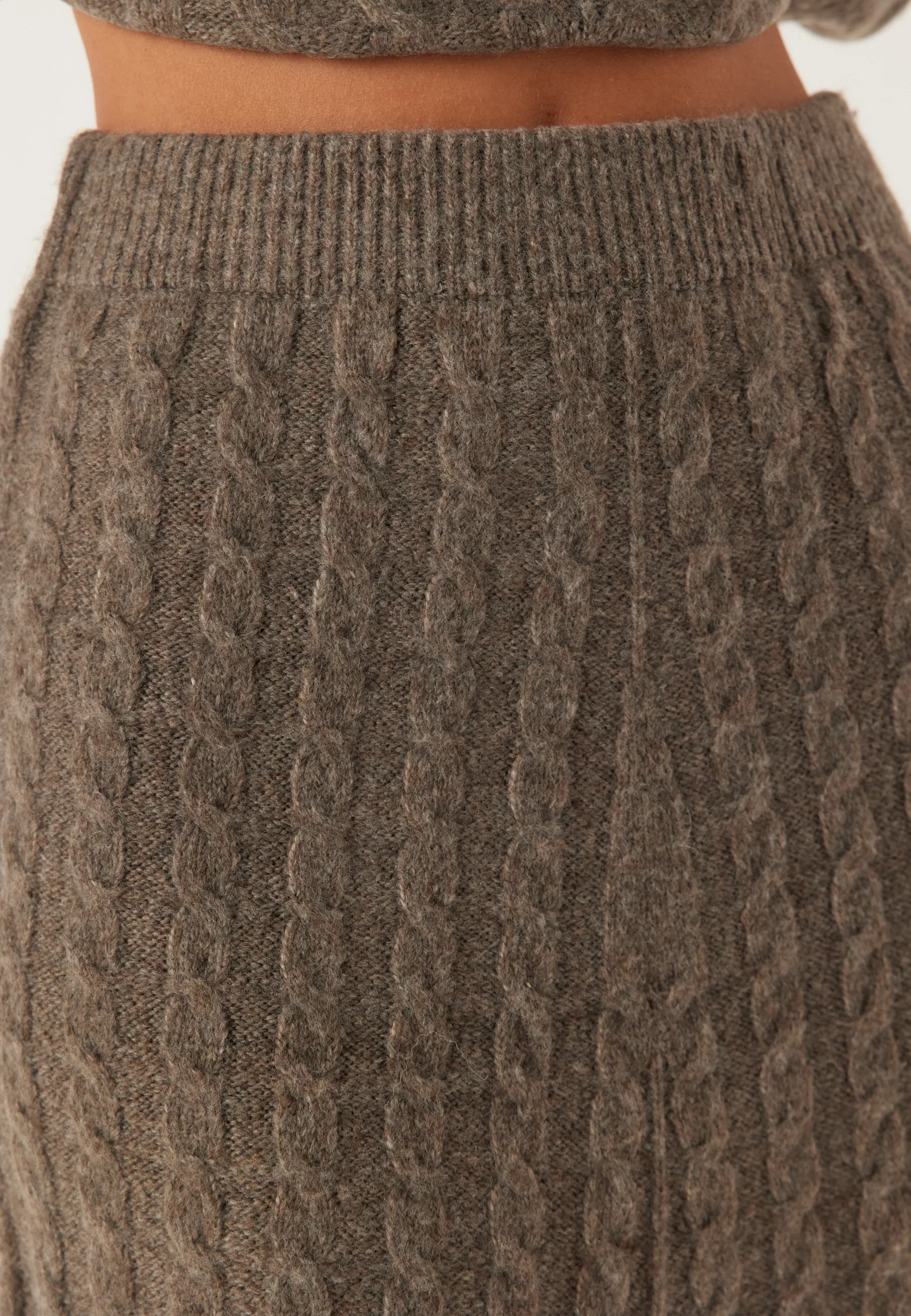 Virelli Ankle Cable Knit Skirt - Image 5