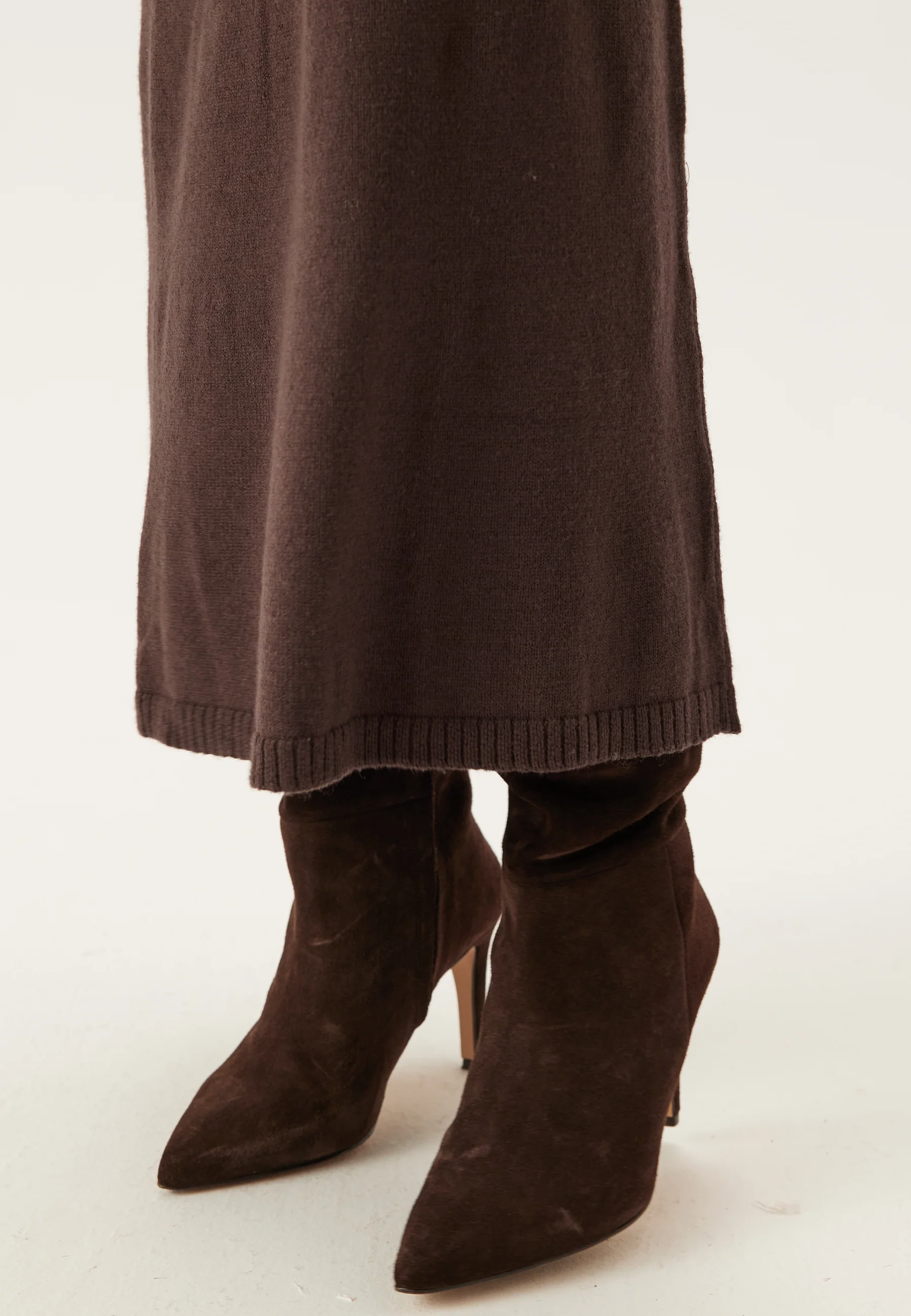 Viril Ankle Knit Skirt - Image 4