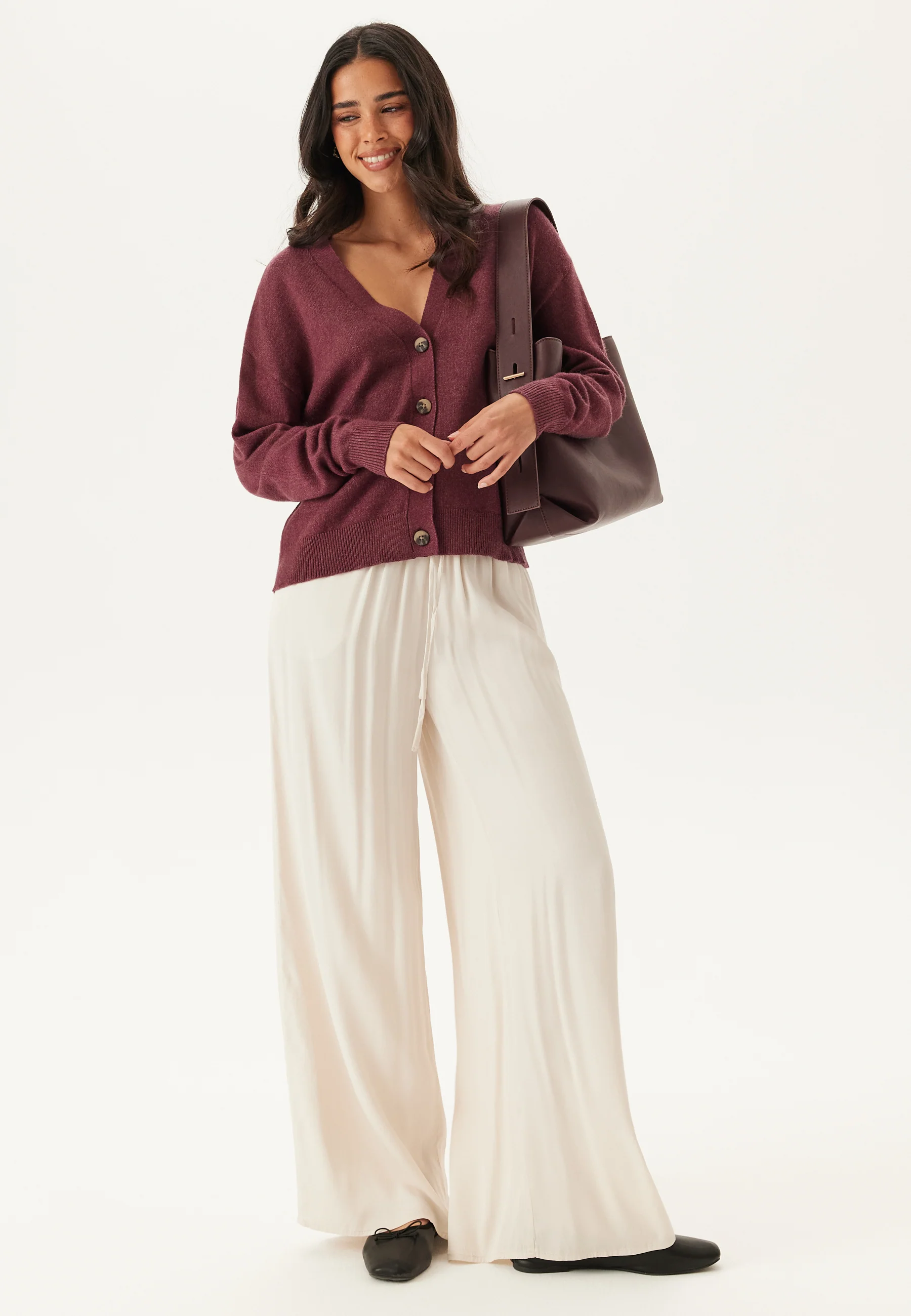 Viril V-neck Knit Cardigan - Image 3