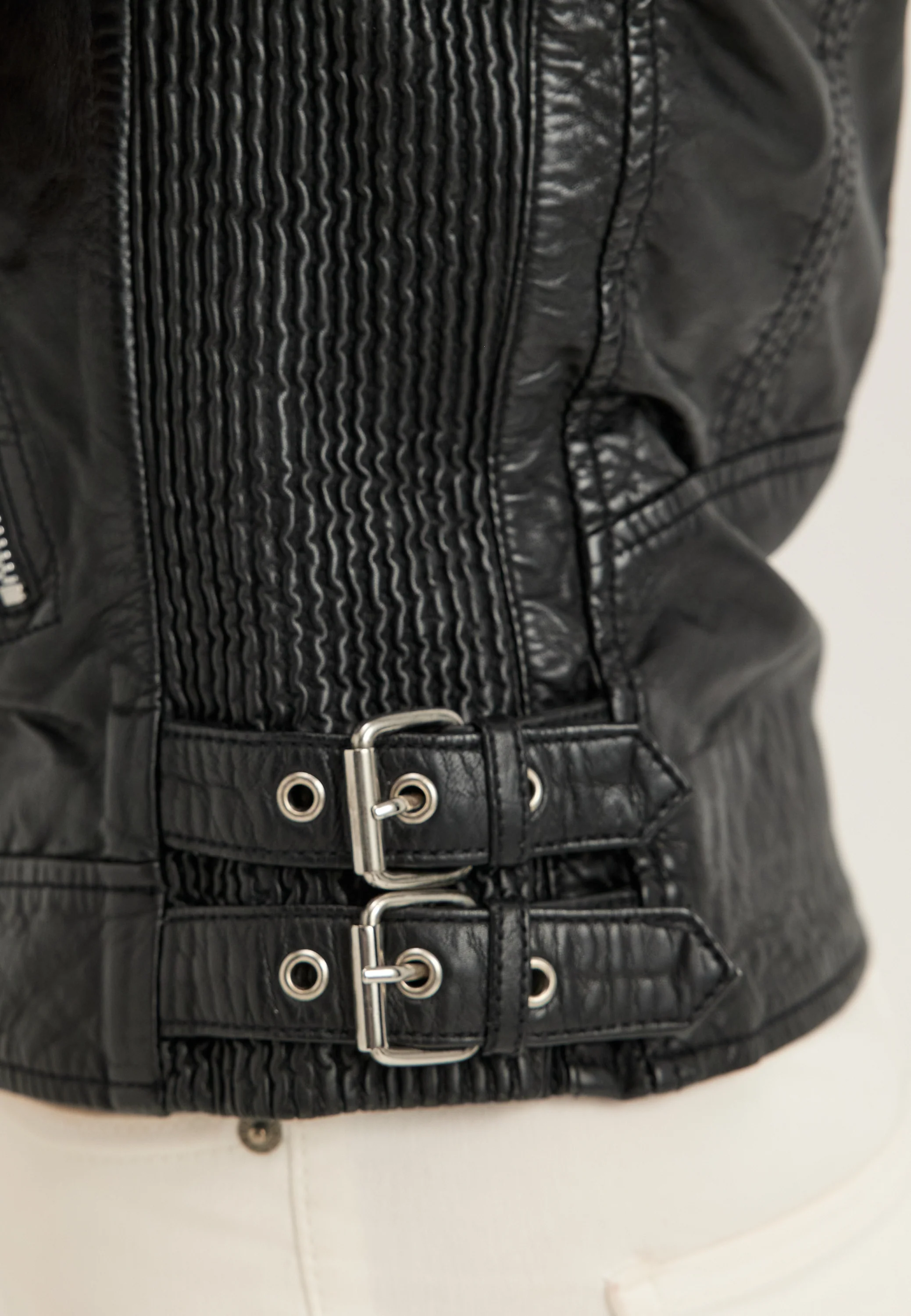 Vision Jacket - Image 6