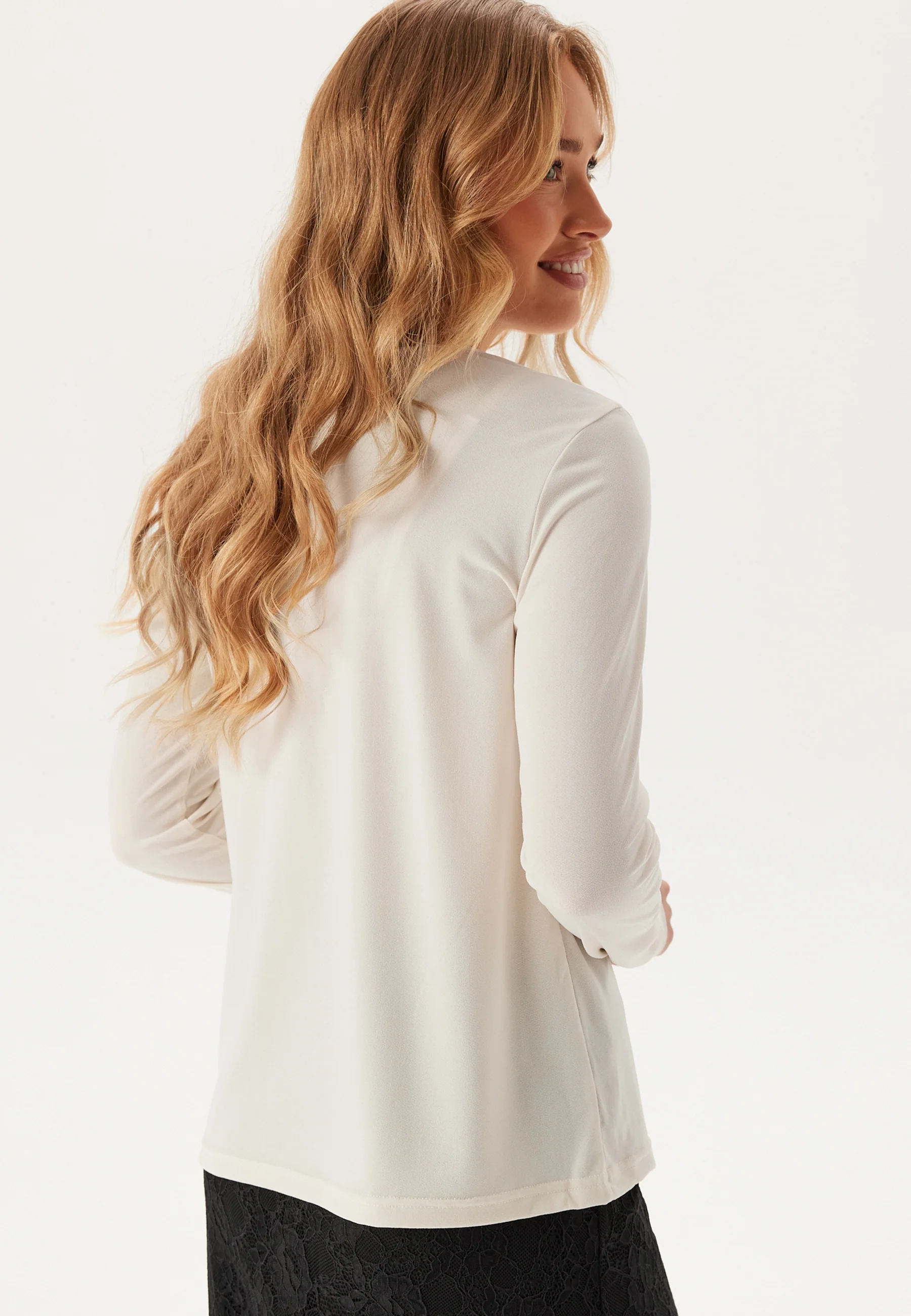 Vmalma Ls Knot Top - Image 2