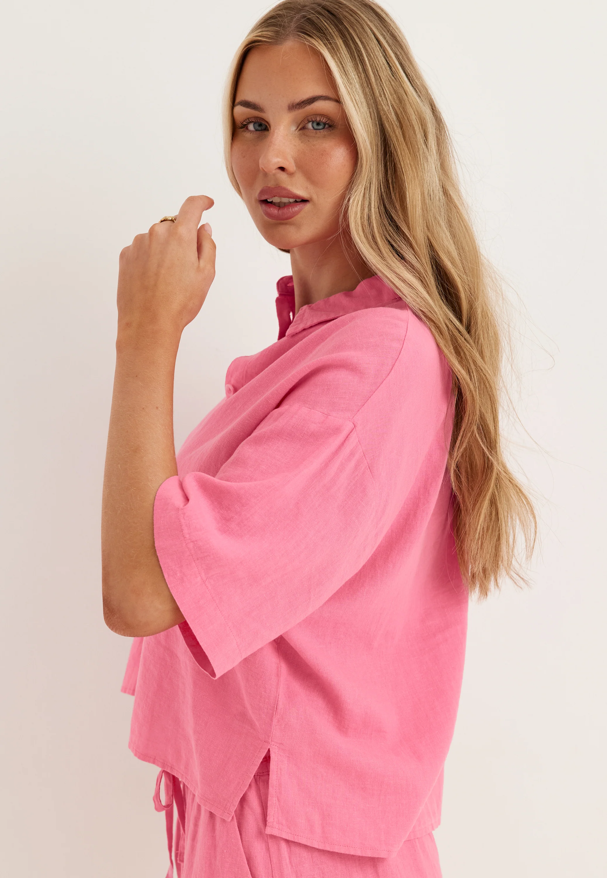 Vmlinn 2/4 SHORT SHIRT WVN NOOS - Image 3