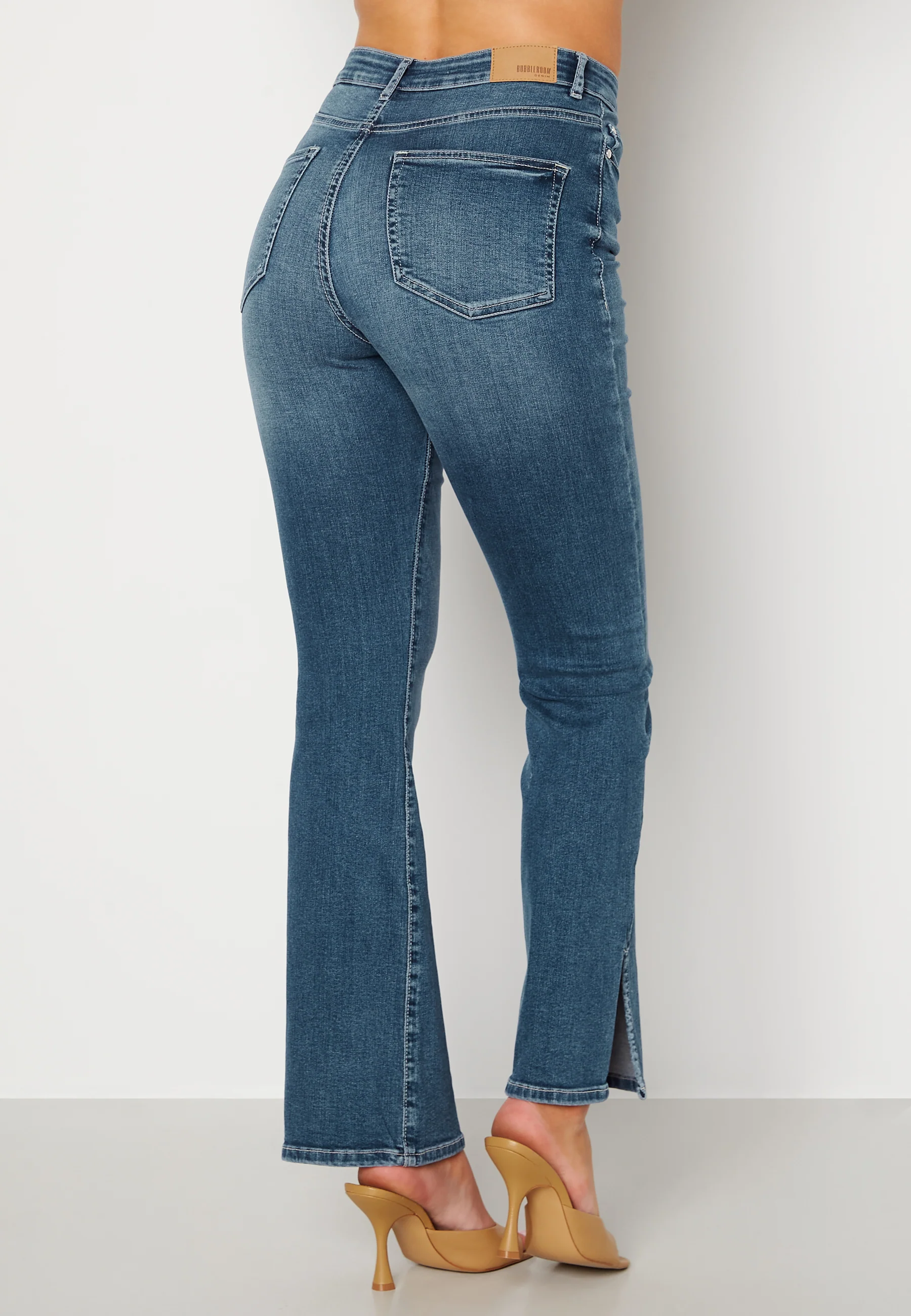 Wendy side slit jeans - Image 2