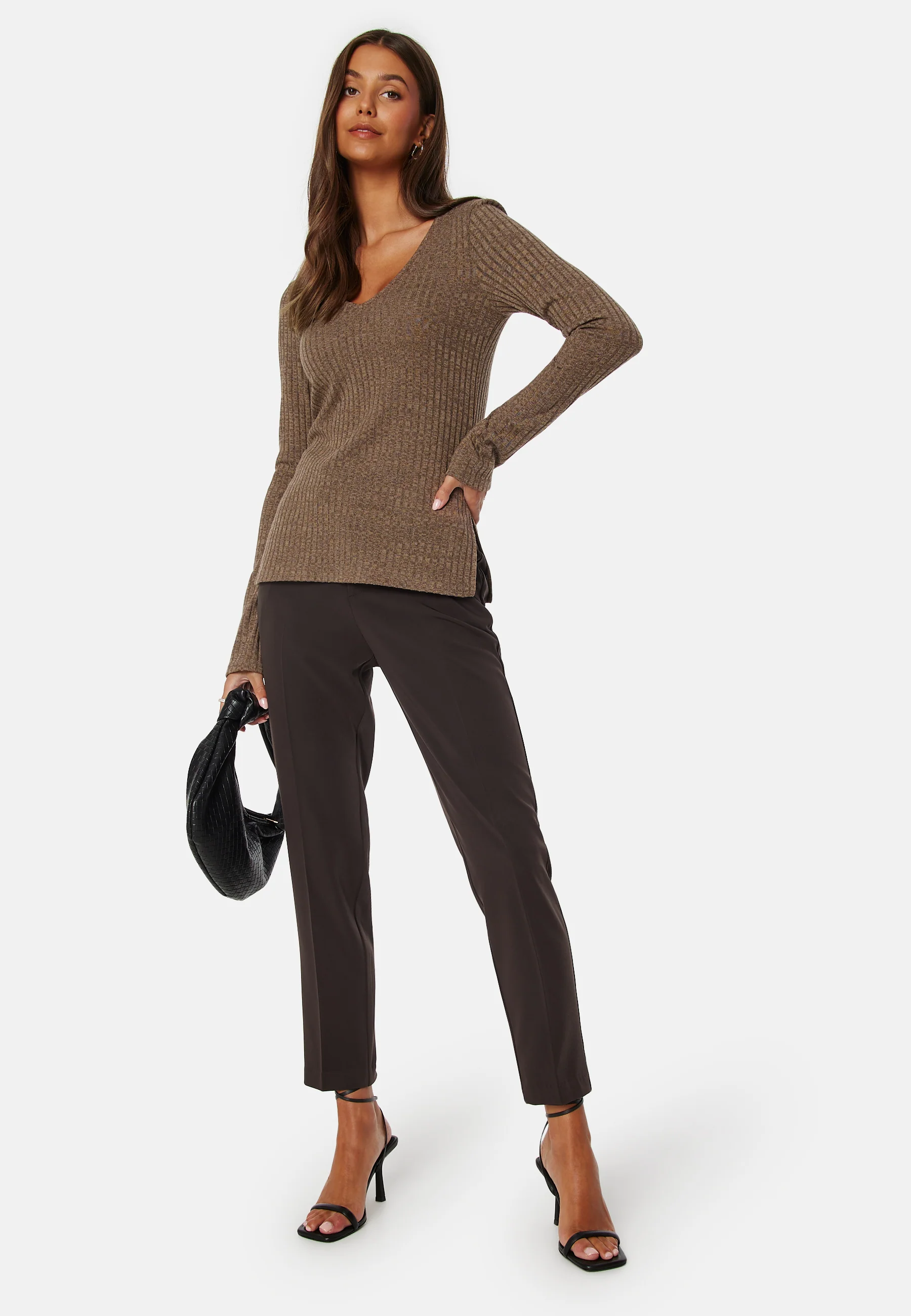 Winter deep V-neck top - Image 2