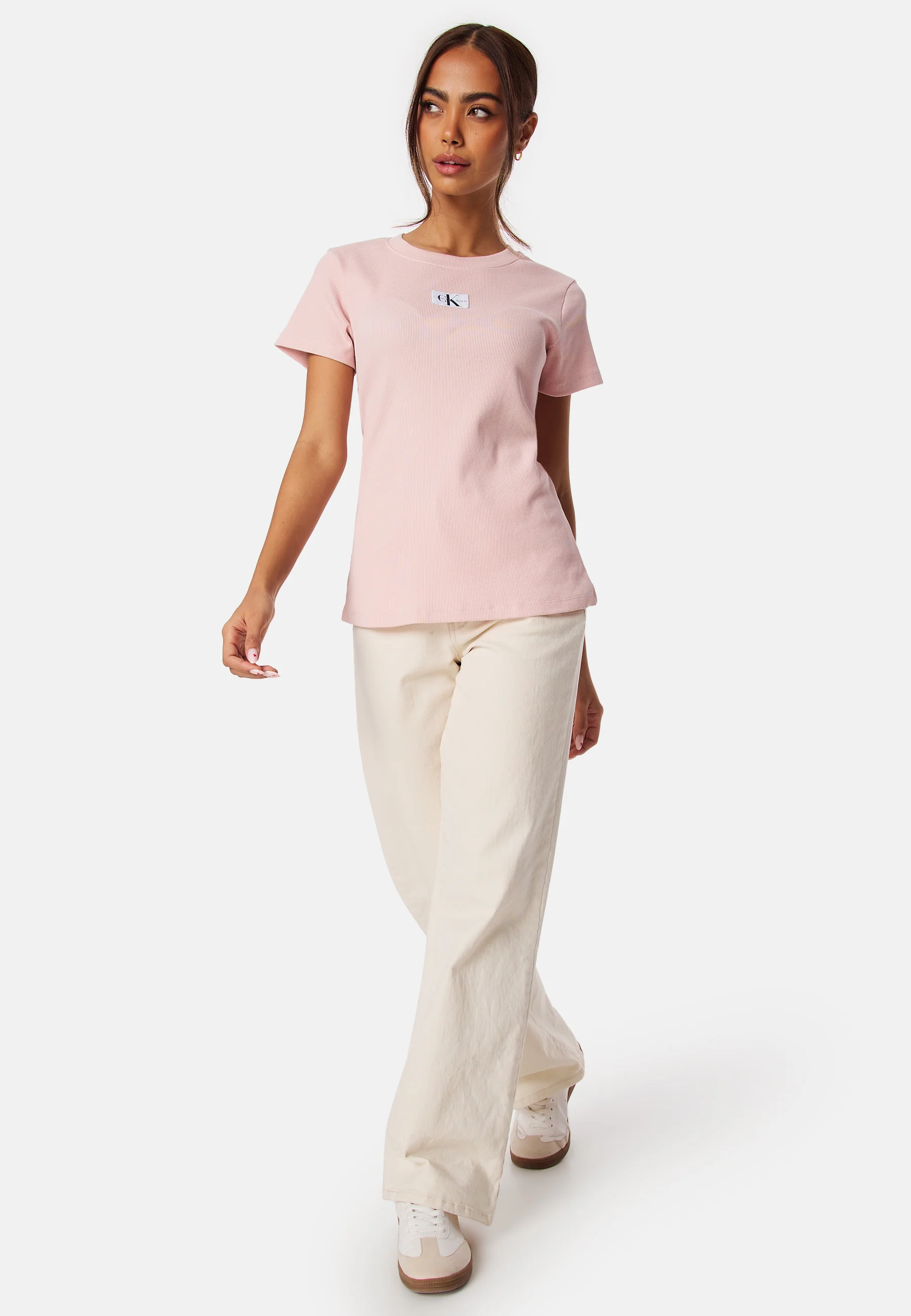 Wowen Label Rib Slim Tee - Image 3