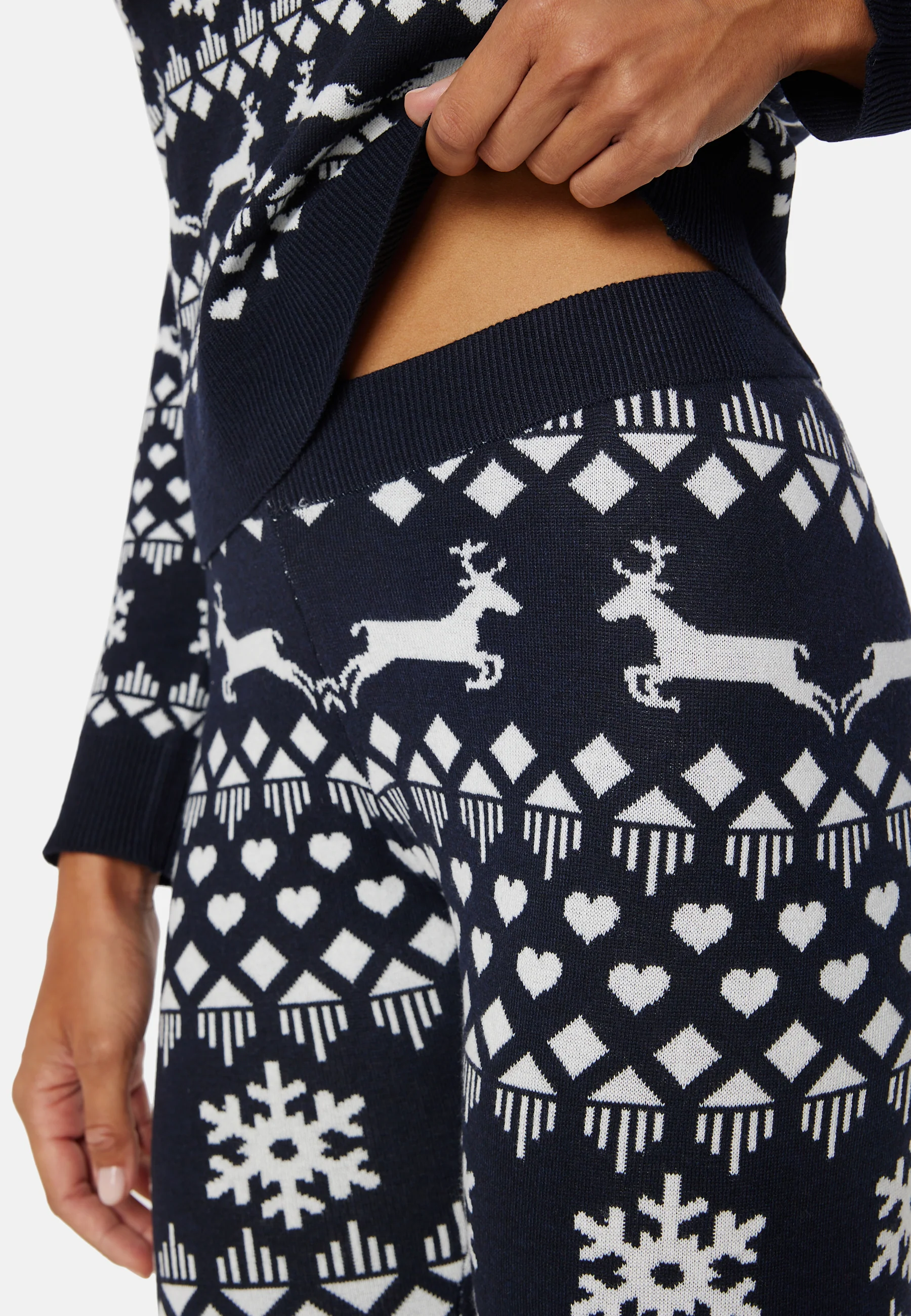 Xmas Snowflake MW Pant - Image 4
