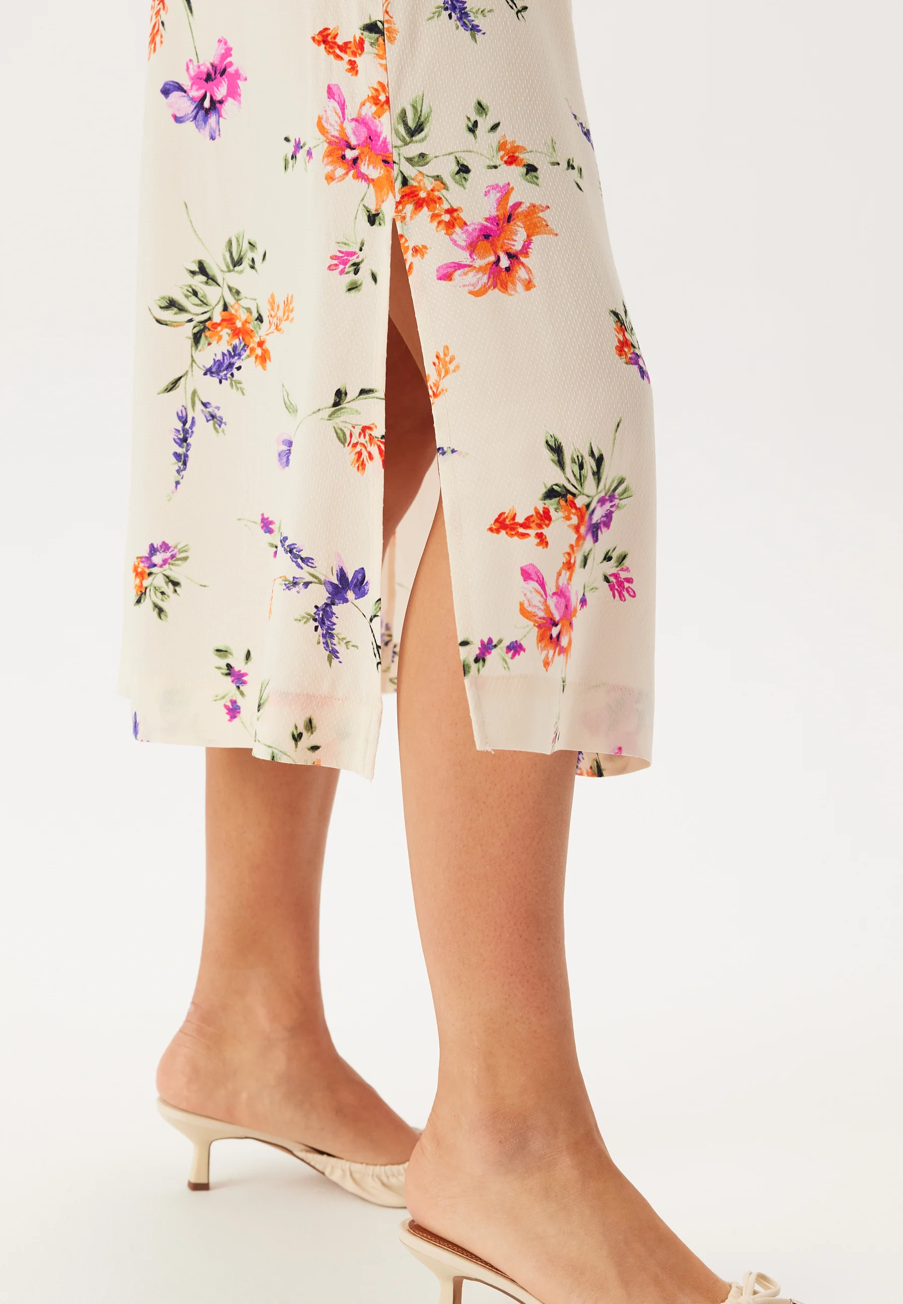 Yasasina Cs Midi Belt Dress - Image 5
