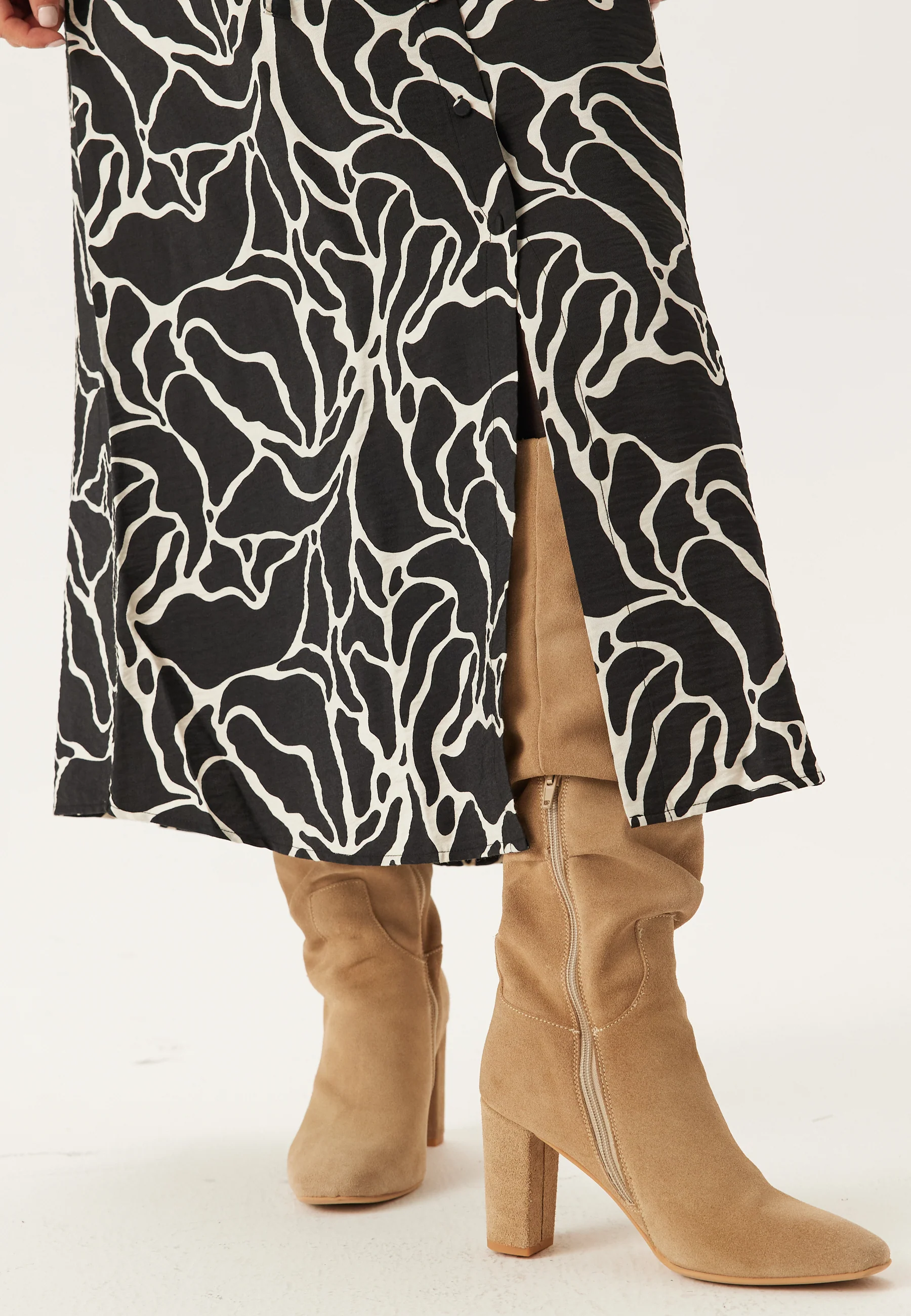 Yaskaya Ls Long Shirt Dress - Image 4